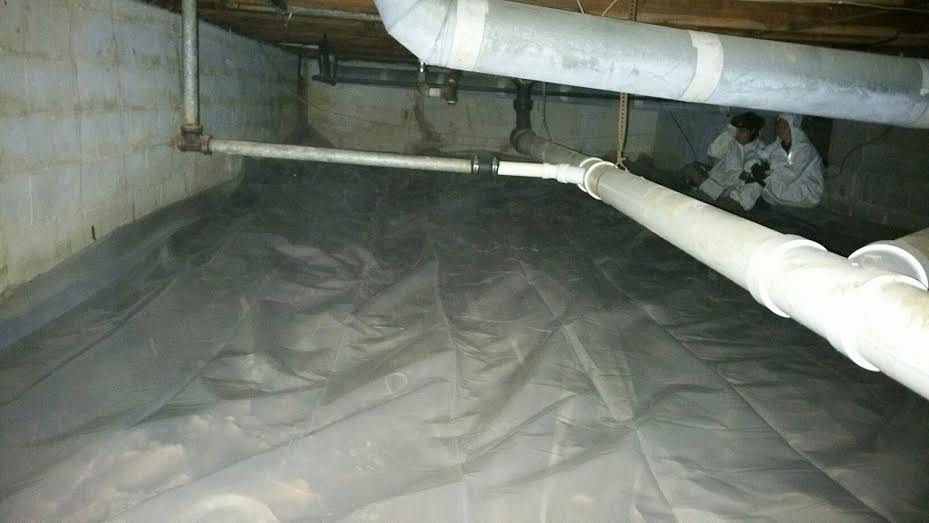 Vapor barrier and sealed crawlspace for radon control